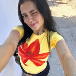 Women Fashion Cute Printed Round Neck Short-Sleeve Crop Top