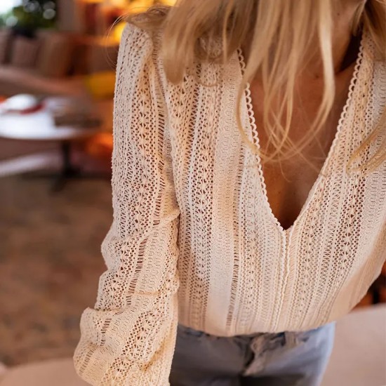 Women Fashion Casual Hollow-Out Solid Color V-Neck Long Sleeve Blouse Women Fashion Casual Hollow-Out Solid Color V-Neck Long Sleeve Blouse